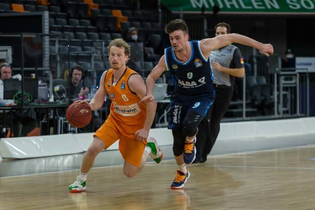 荼地进行 荼地进行